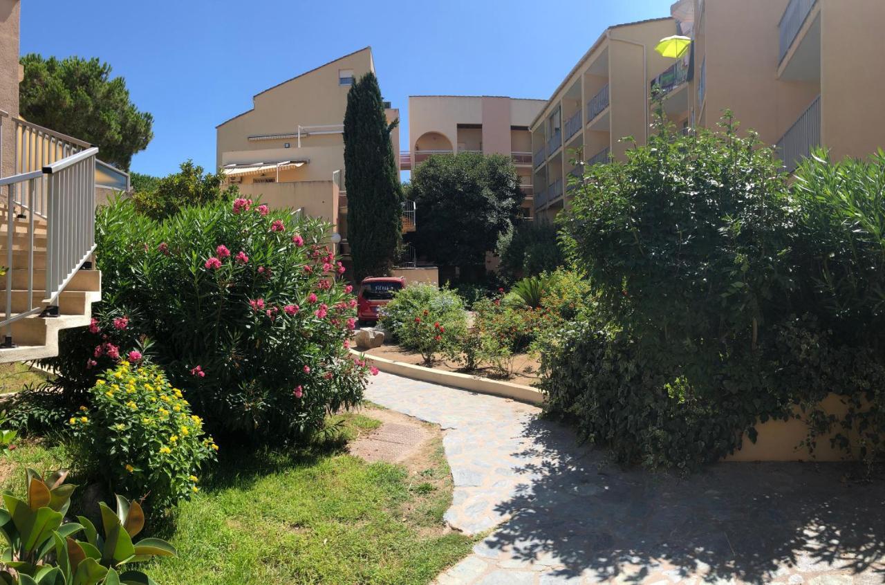 Duplex Renove Les Pieds Dans L'Eau Διαμέρισμα Καλβί Εξωτερικό φωτογραφία