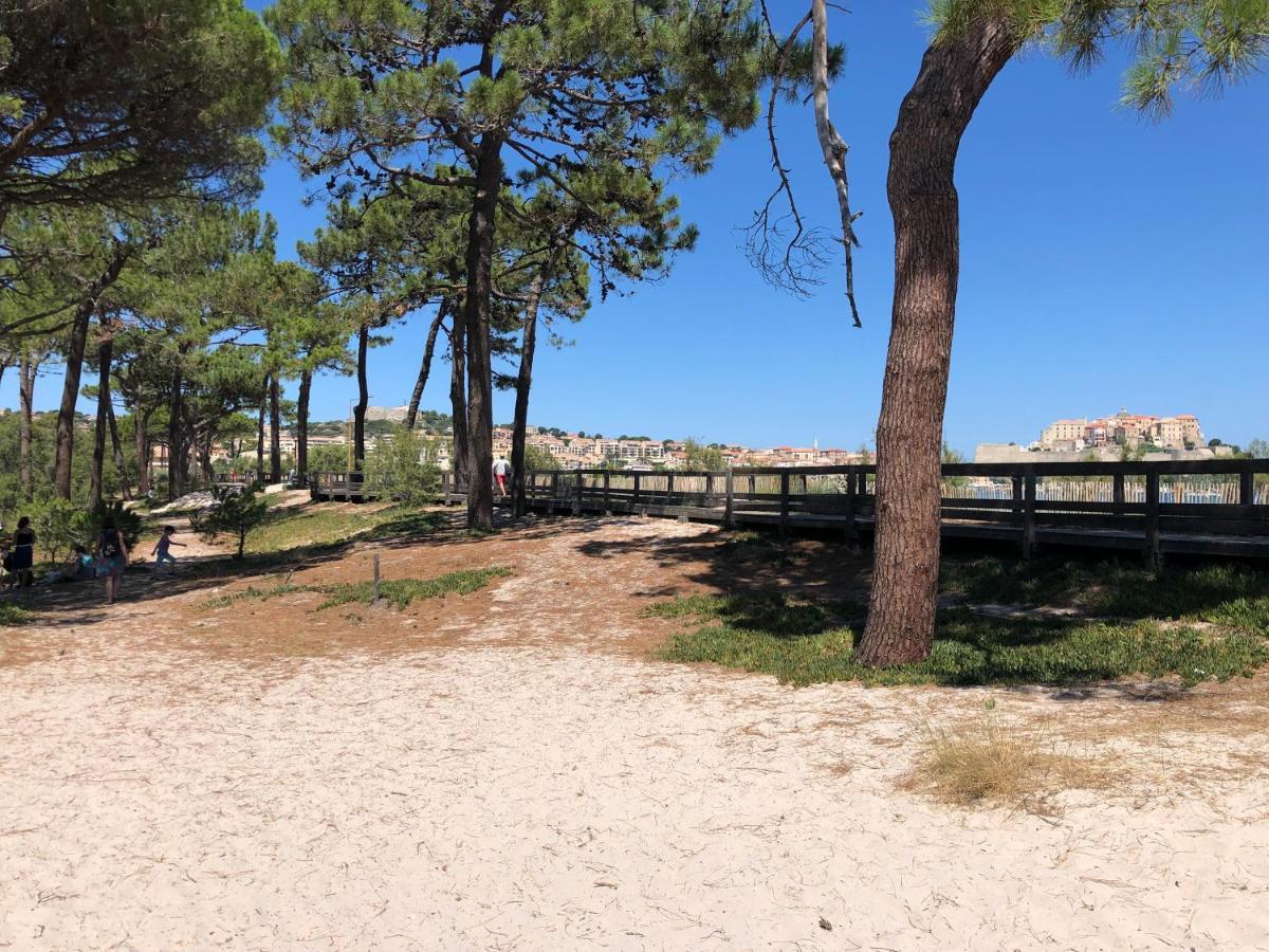 Duplex Renove Les Pieds Dans L'Eau Διαμέρισμα Καλβί Εξωτερικό φωτογραφία
